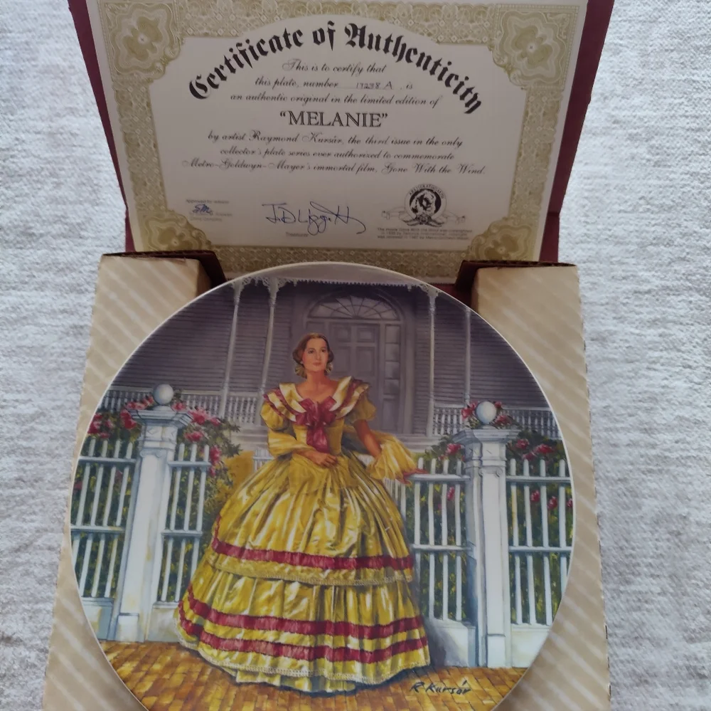 Knowles Commemorative Gone With The Wind 